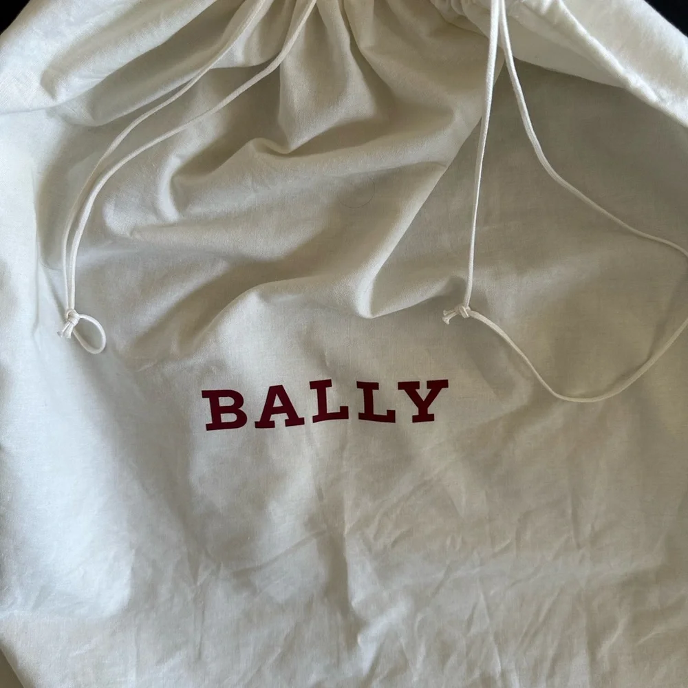 Bally Canvas Tote Bag - Picture 9 of 10